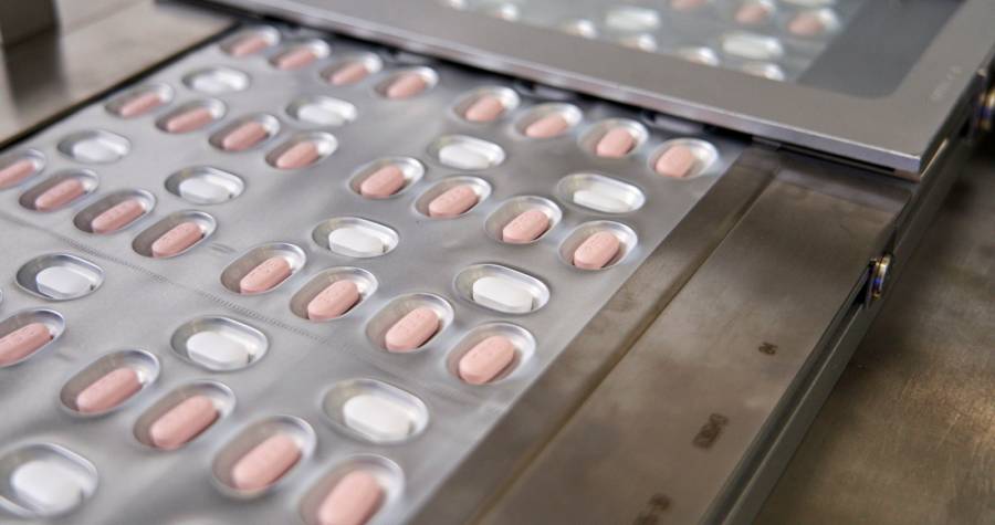 Cofepris autoriza pastilla de Pfizer contra COVID-19 para uso de emergencia