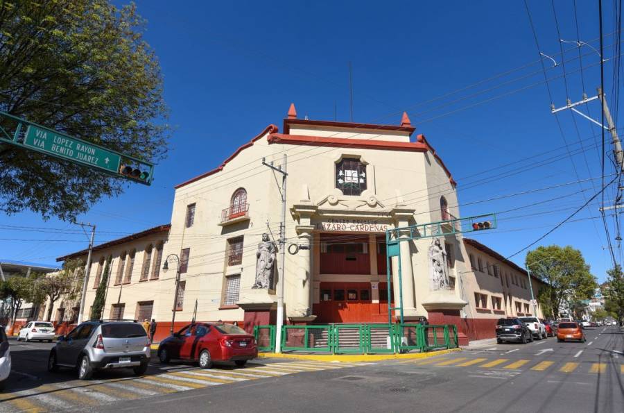 Cierran siete escuelas por brotes de Covid-19 en Edomex