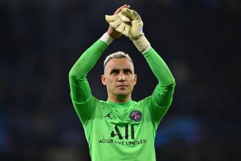 Keylor Navas, portero del PSG, da positivo a Covid-19