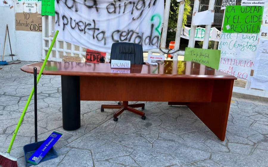 Estudiantes liberan instalaciones del CIDE ante alza de casos Covid-19