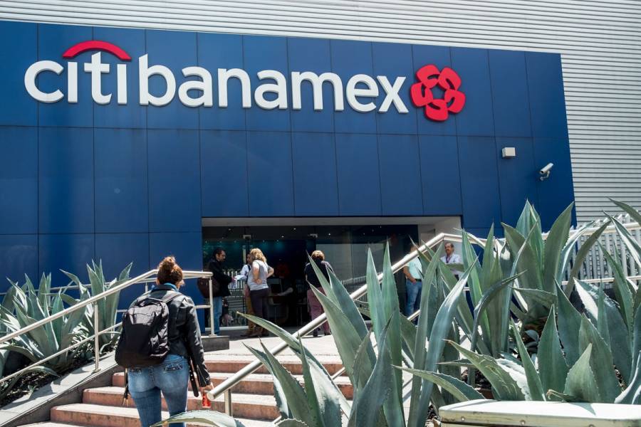 Citibanamex obtiene “observación negativa” por Fitch