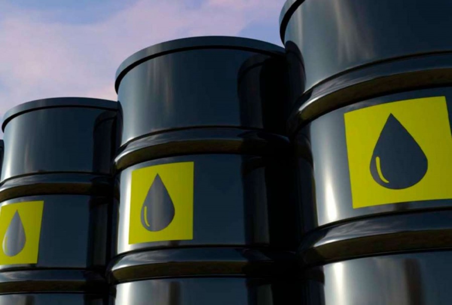 El petróleo alcanza un máximo en 7 años por tensiones en la oferta y riesgos geopolíticos