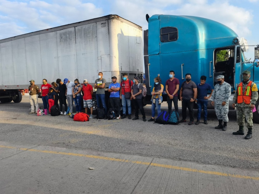 INM detiene a 404 migrantes en operativos en Tabasco y Veracruz