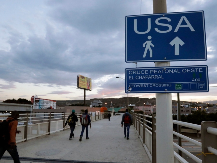 EEUU extiende la exigencia de la vacuna a quienes ingresen por tierra