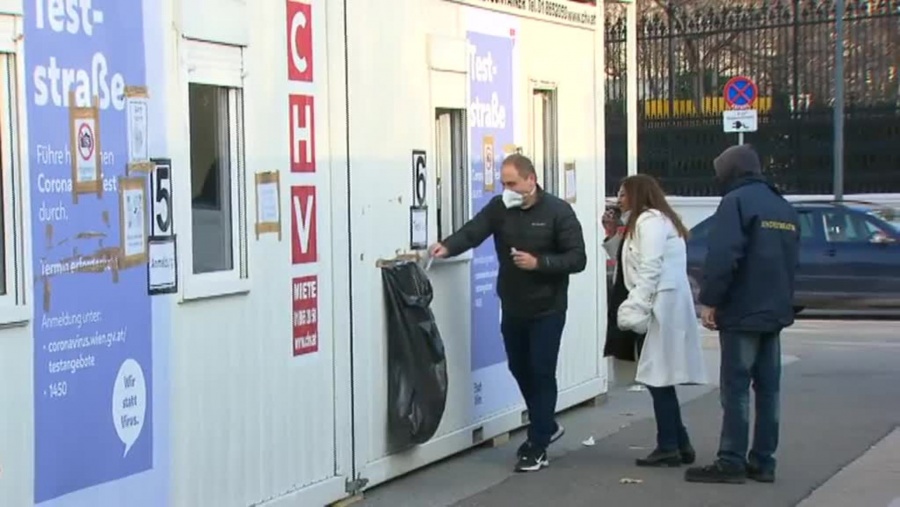 Austria, primer país europeo en imponer la vacunación anticovid obligatoria