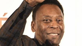 De regreso al hospital, Pel&eacute; recibe quimioterapia: ESPN
