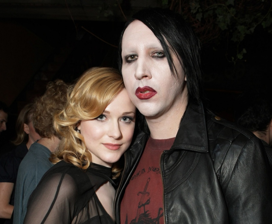 Evan Rachel Wood dice que Marilyn Manson la violó durante filmación de videoclip