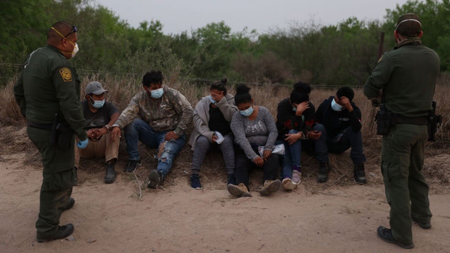 EEUU arrestó a más de 2 millones de migrantes en frontera con México