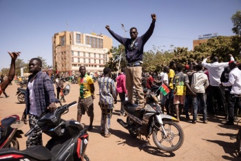 ONU condena el golpe de Estado en Burkina Faso; sigues protestas en Sud&aacute;n