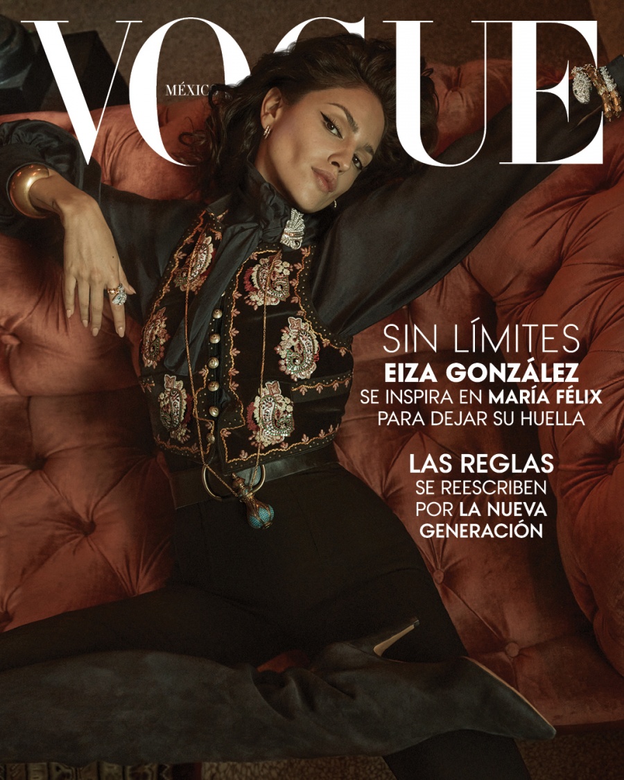 Eiza González en la portada de “Vogue” México al estilo María Félix