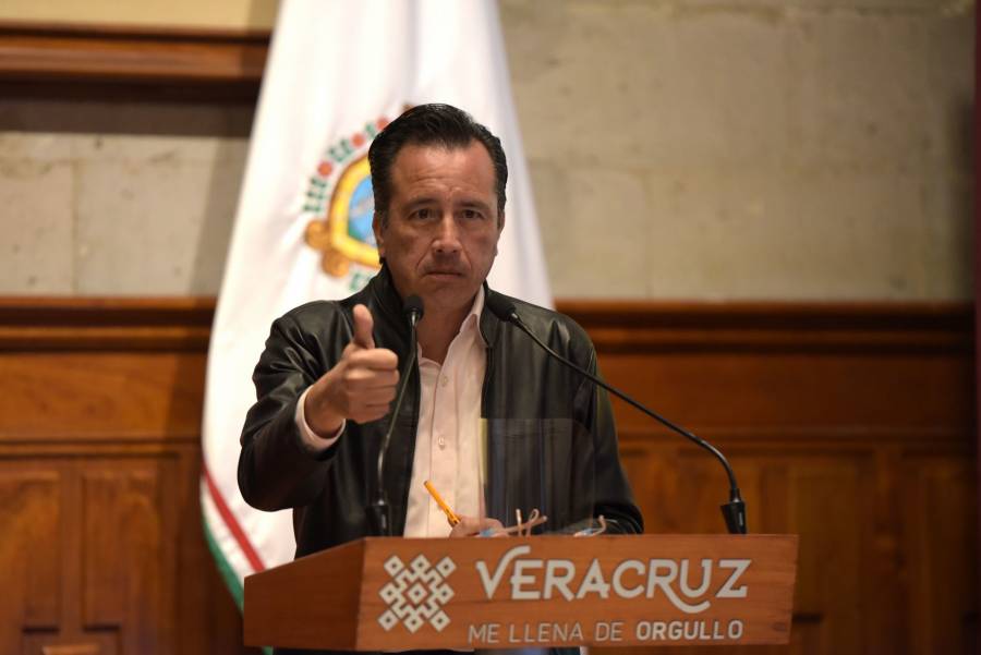 Se les cayó el teatro: dice Cuitláhuac García tras desaparición de comisión