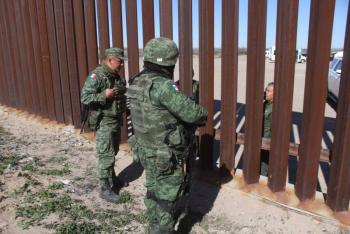 Alista EEUU detener hasta 9 mil migrantes al d&iacute;a en la frontera con M&eacute;xico