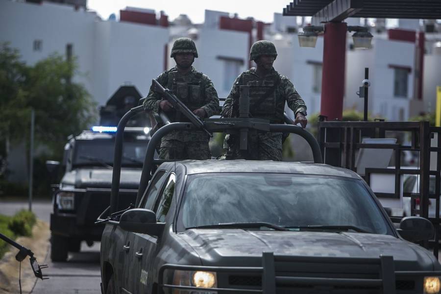 Agresi&oacute;n a militares en Tepalcatepec deja 10 heridos y 15 detenidos