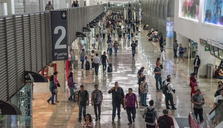 Sectur inform&oacute; que en 2022 se prev&eacute; se programen casi 32 millones de asientos de avi&oacute;n al pa&iacute;s