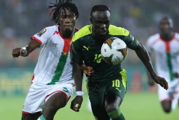 Senegal supera a Burkina Faso y clasifica a la final de la Copa de &Aacute;frica