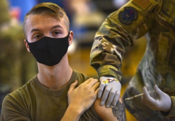 Ej&eacute;rcito de EEUU dar&aacute; de baja a soldados que se nieguen a vacunarse contra covid