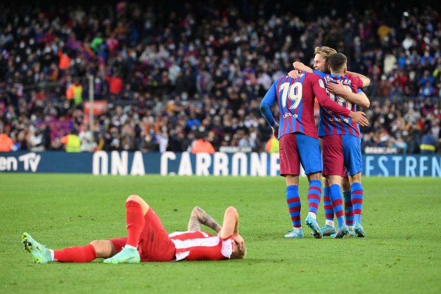 Barcelona vence al Atlético de Madrid y se mete a puestos de Champions League