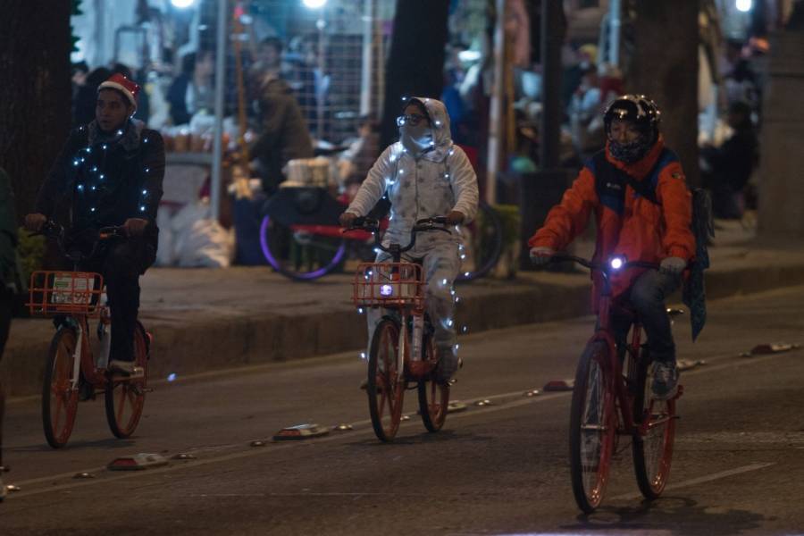 CDMX | Dos años después, vuelve el paseo nocturno en bicicleta