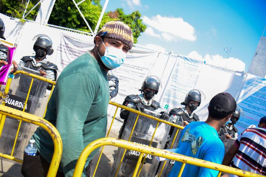 Migrantes en Tapachula inician huelga de hambre para exigir visas humanitarias