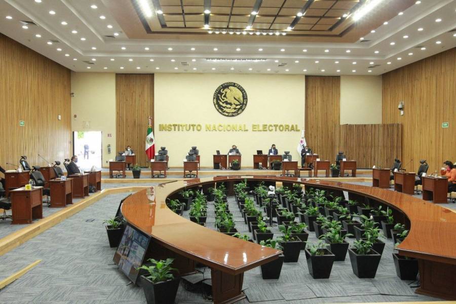 Partidos políticos tienen prohibido promover revocación de mandato: INE