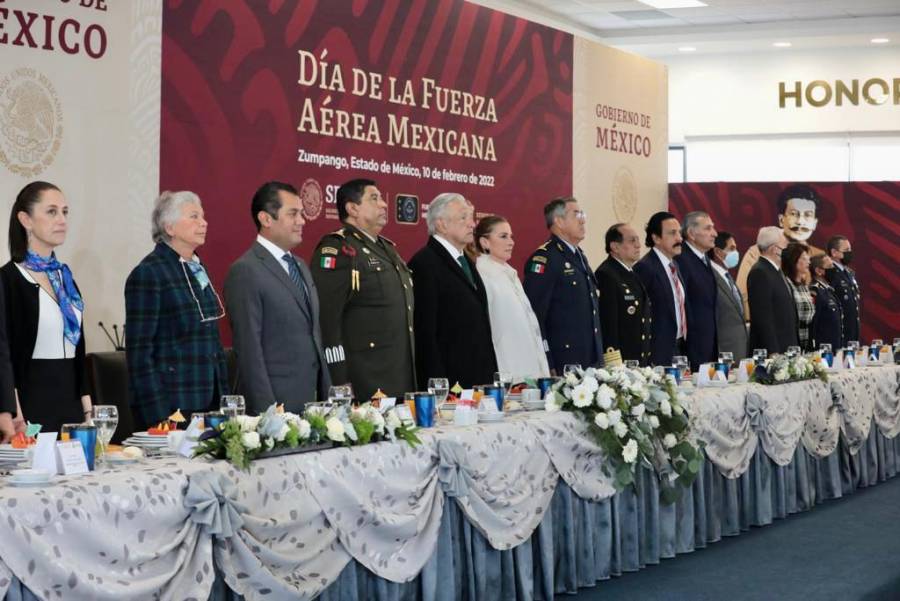 “Olmeca-Maya-Mexica” empresa que manejará aeropuertos civiles y Tren Maya, anuncia AMLO