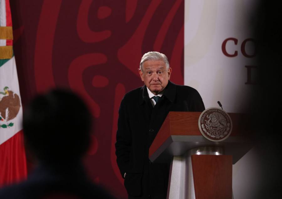 Algunos aeropuertos del país contarán con vigilancia de Fuerzas Armadas, anuncia AMLO