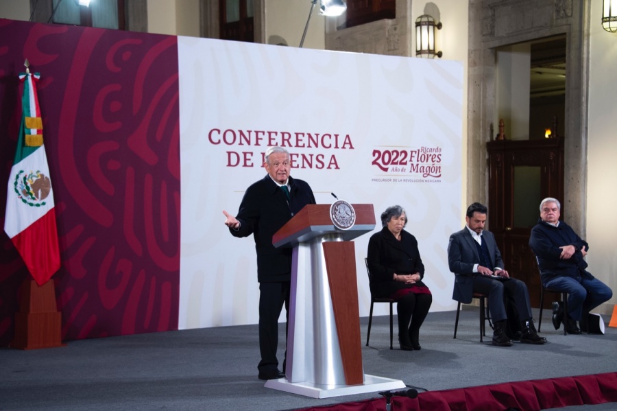 “Ken aguanta, el pueblo se levanta”, dijo AMLO al embajador estadounidense