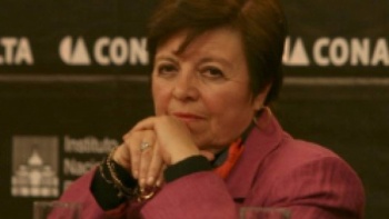 Elsa Mar&iacute;a Cross recibir&aacute; el premio “Rosario Castellanos” del Senado