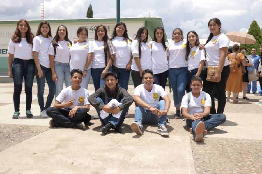IMSS exhorta a jóvenes a contar con seguridad social