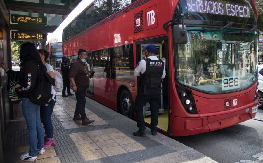 Metrobús contará con sistema de datos de sus conductores