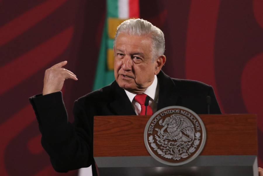 AMLO celebra apoyo a reforma eléctrica de 18 gobernadores, y espera que otros puedan sumarse