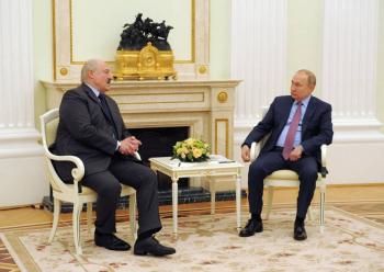 Putin se re&uacute;ne con bielorruso Lukashenko para hablar de cooperaci&oacute;n militar