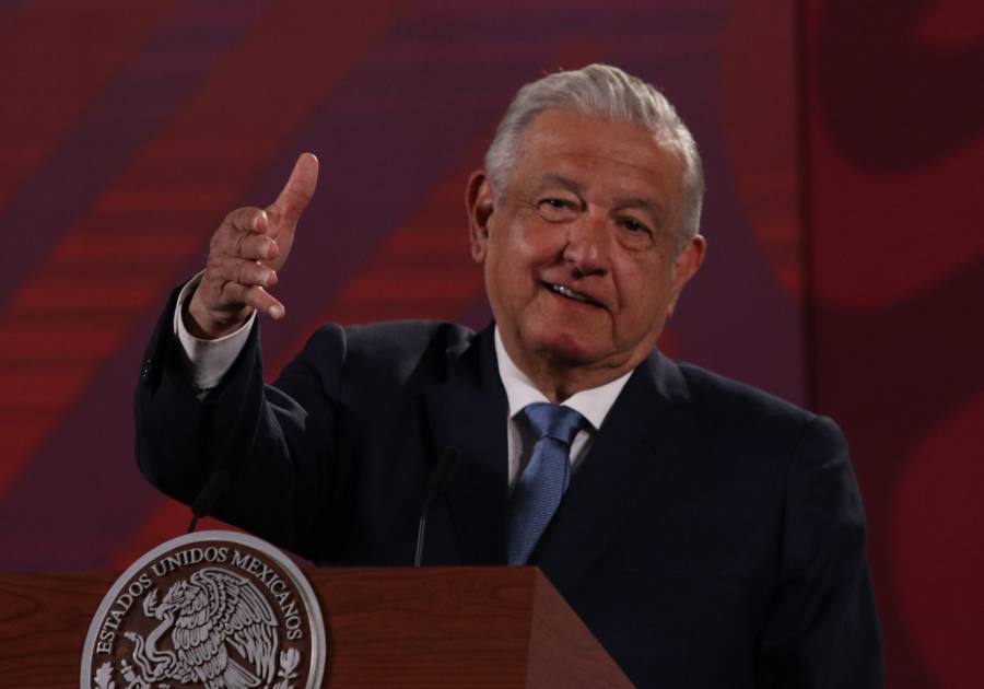 AMLO pide considerar a Ted Cruz como “un metiche”, “chueco”, y cerrarle el paso a sus aspiraciones políticas