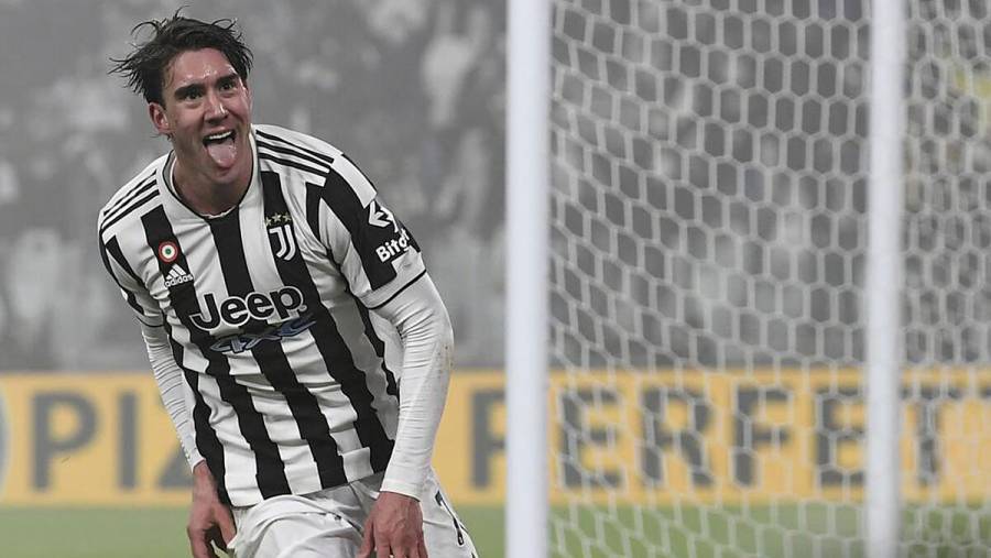 En su debut en Champions Dusan Vlahovic marca a los 33 segundos
