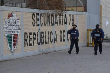 Alumna resulta lesionada por esquirla de bala en secundaría de Iztapalapa, dice FGJ