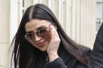 Emma Coronel es trasladada a prisi&oacute;n de m&iacute;nima seguridad en EEUU