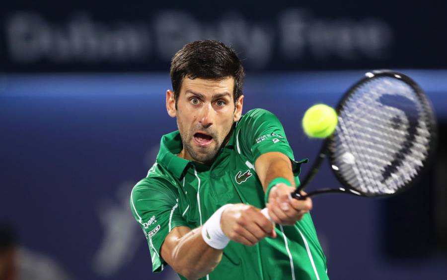 Novak Djokovic avanza a cuartos en Dubái