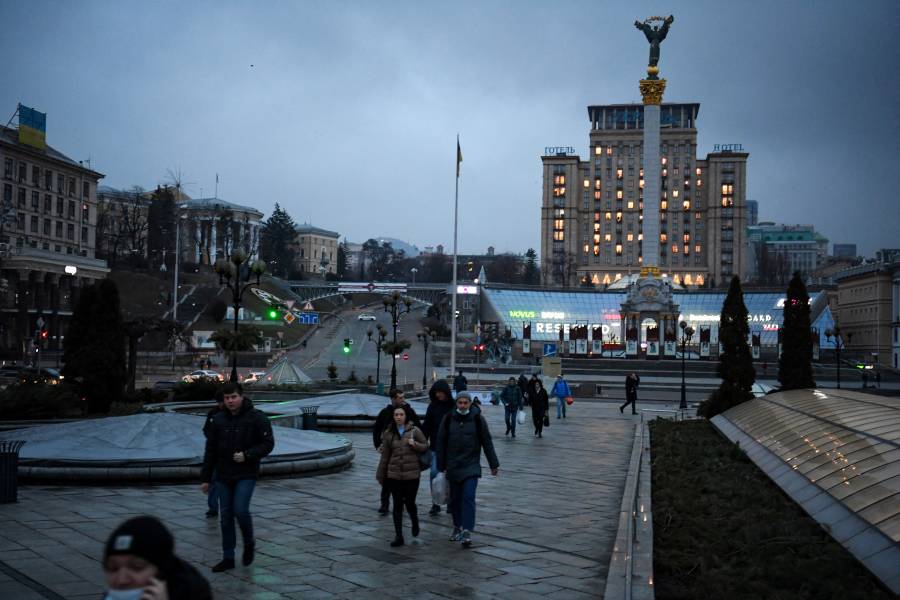 Vuelos anulados desde el aeropuerto de Rostov en Rusia cerca de la frontera con Ucrania