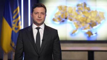 Presidente ucraniano dice que Rusia ataca infraestructura militar y puestos fronterizos