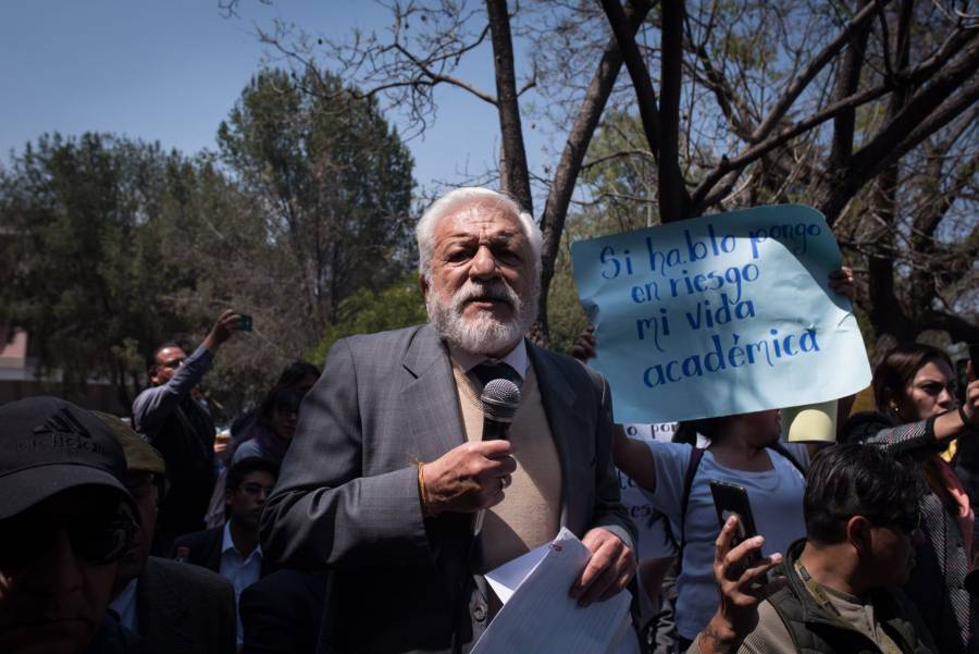 López Betancourt deja presidencia del Tribunal Universitario