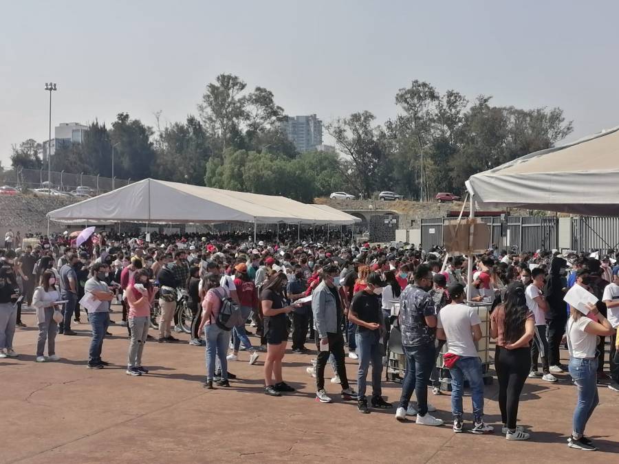 Estadio de CU  rompe récord de vacunación anticovid