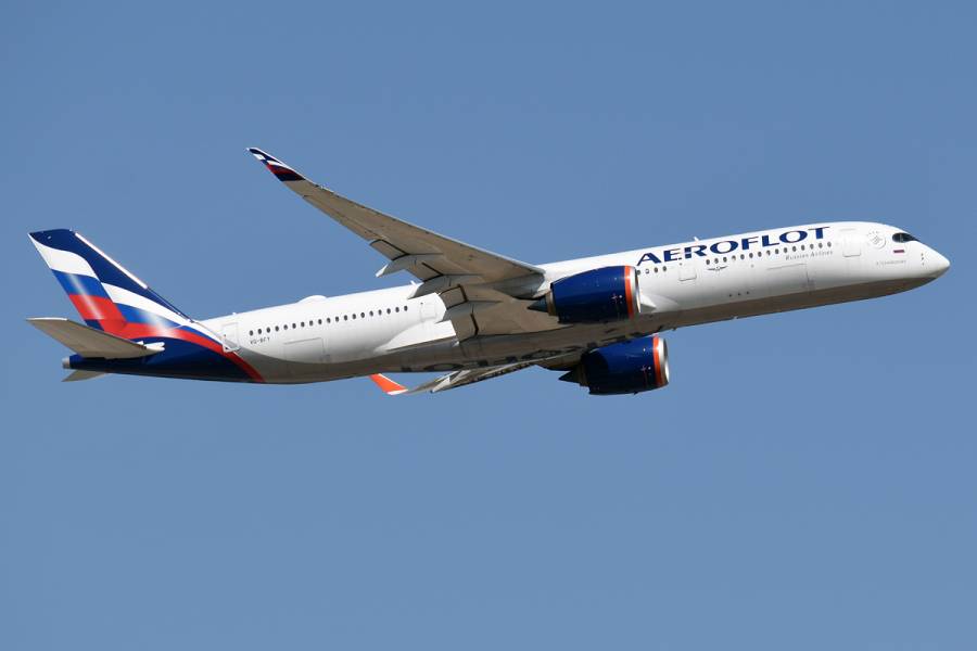 Aerolínea rusa Aeroflot suspende todos sus vuelos a Europa