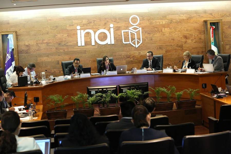 INAI acusa a Cofepris de incumplir con solicitudes de información