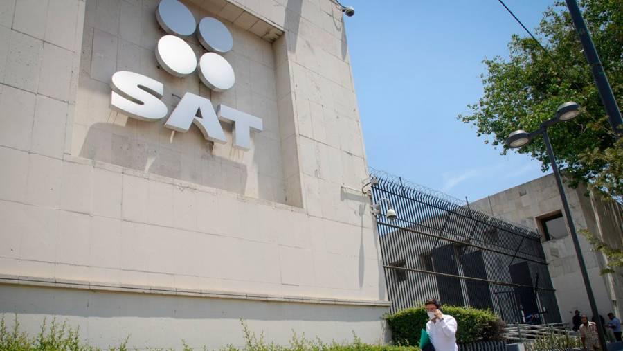 Por disposición del SAT, empresas pedirán a empleados actualizar esta información fiscal