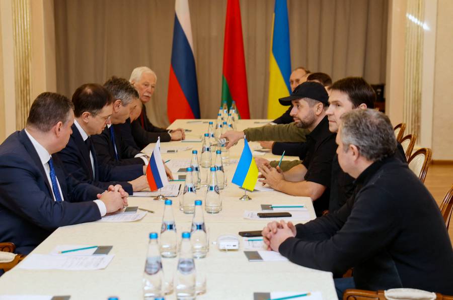 Finaliza primera ronda de negociaciones entre Rusia y Ucrania; “es posible lograr avances”, dicen