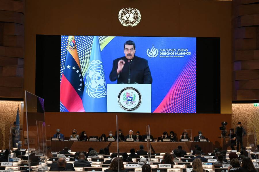 Maduro llama a Putin para expresar su 