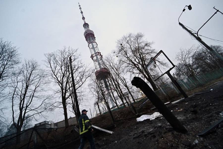 Cinco muertos en ataque ruso contra la torre de televisión de Kiev