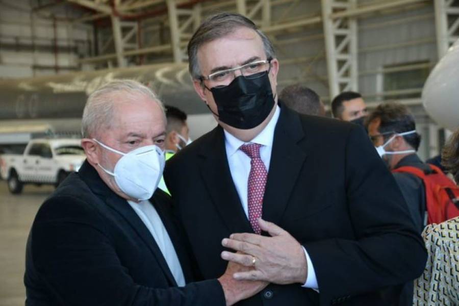Lula da Silva llega a México; Marcelo Ebrard le da la bienvenida