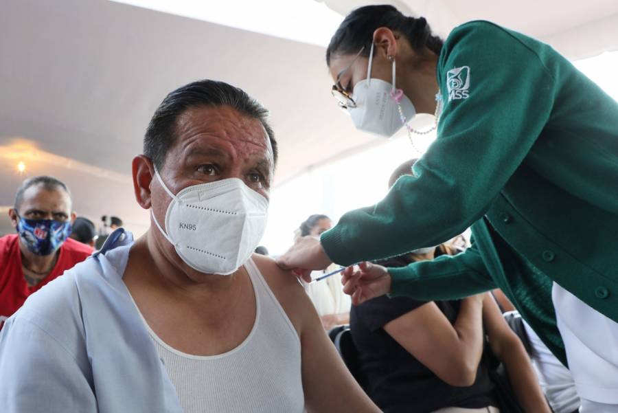 CDMX primer entidad en aplicar todas las dosis anticovid