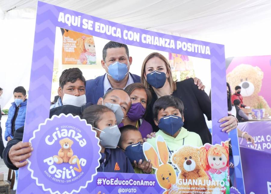 Conmemoran en Guanajuato el Día de la Familia